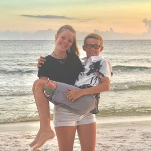 Meet your Posher, Taylor